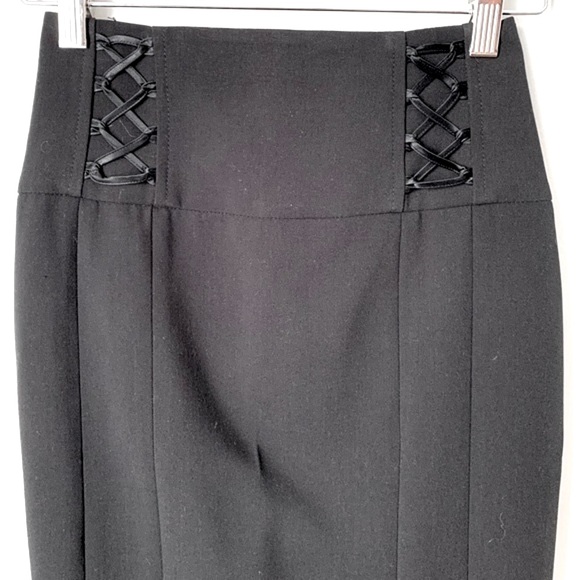 Bebe size 00 Pencil Skirt - Picture 4 of 16